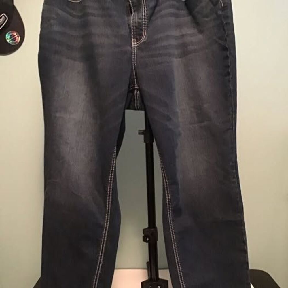 N Directions Women's Size 22WR Skinny Jeans Dark Wash Embroidered Back Pockets